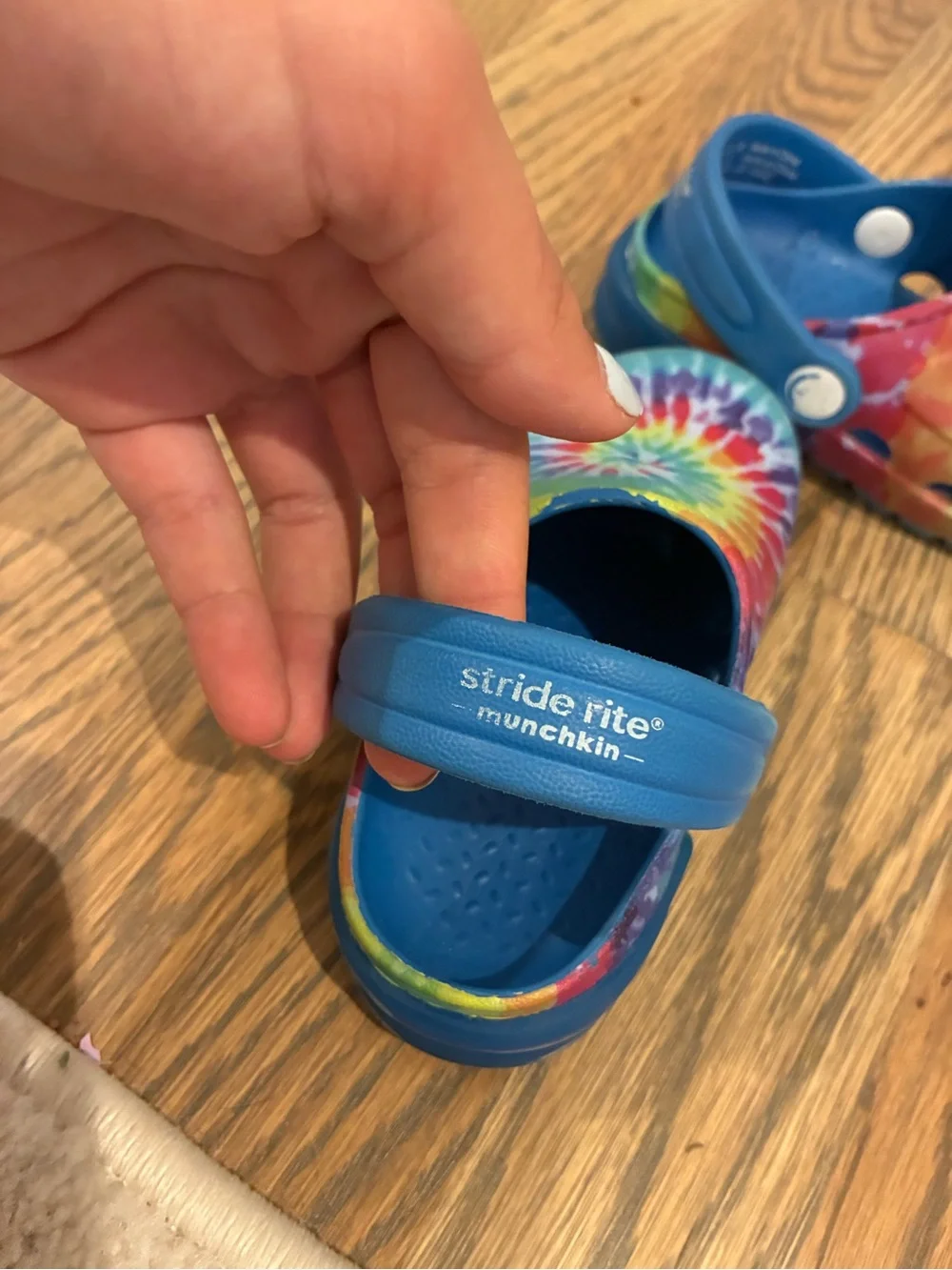Kids Tie-Dye light up Comfort Clogs with Blue Strap